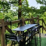 Au Coeur Des Bois - Belvedere Sur La Vallee De La Meuse *