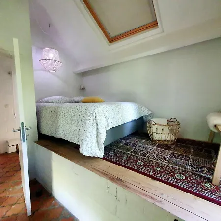 Au Coeur Des Bois - Belvedere Sur La Vallee De La Meuse *